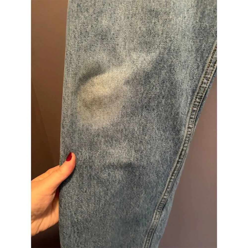 Levi's Men's Straight Jeans 34x30 Medium Wash Blue Denim 5-Pocket - Picture 3 of 9